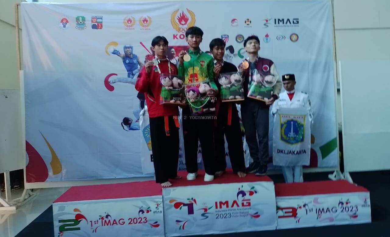 Hajjan Mabruron Siswa MAN 2 Yogyakarta Sabet Medali Emas Indonesia Martial Art Game 2023