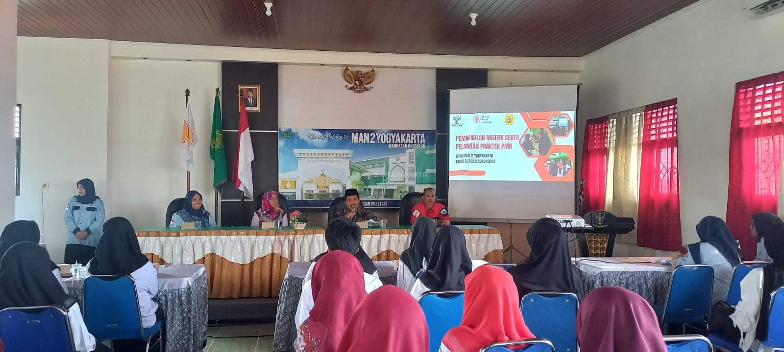 Pembekalan dan Pengukuhan PMR MAN 2 Yogyakarta