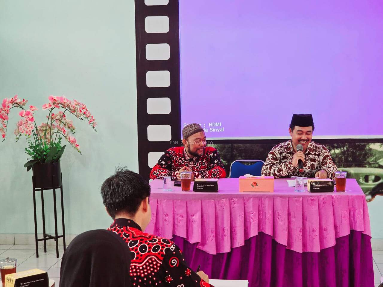 MAN 2 Yogyakarta Tuan Rumah MGMP Fisika MA DIY