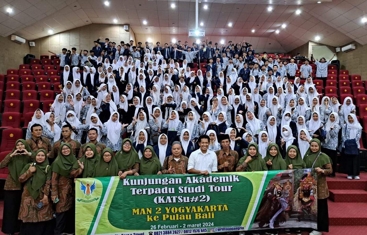 Kunjungan Akademik siswa MAN 2 Yogyakarta kelas XI di UPN Veteran Surabaya Jawa Timur