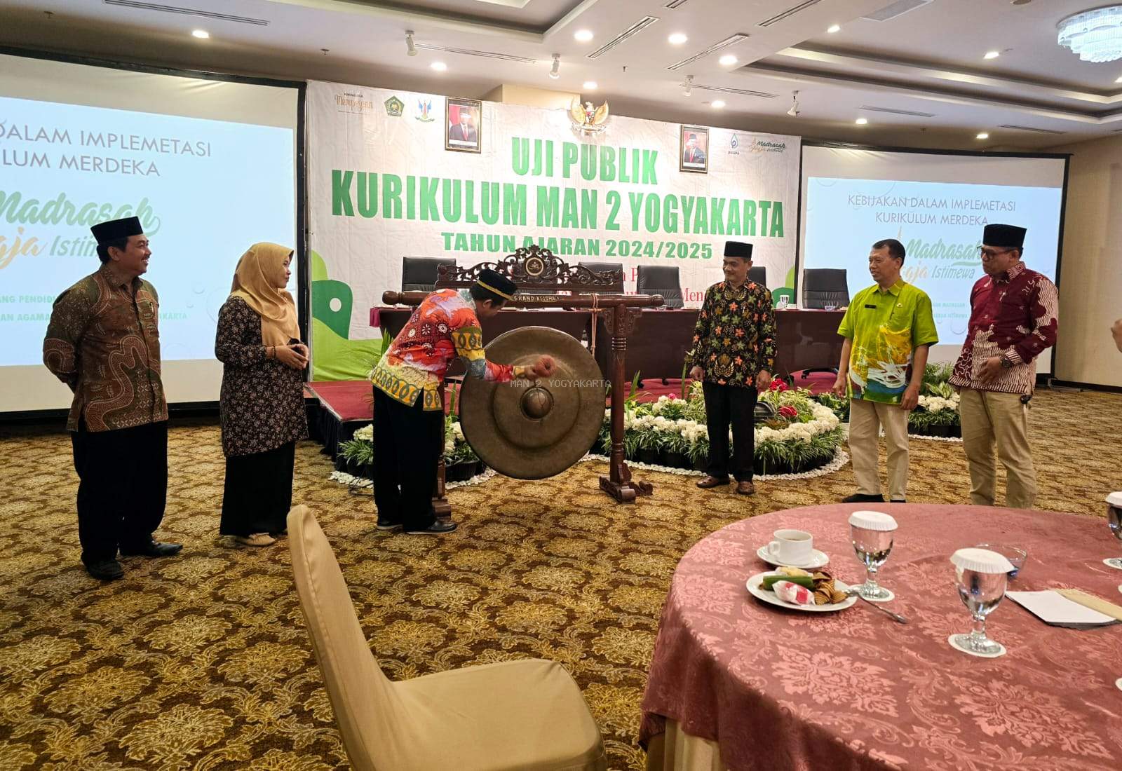 Kepala Bidang Kanwil Kemenag DIY Membuka Uji Publik Kurikulum Pendidikan, MAN 2 Yogyakarta