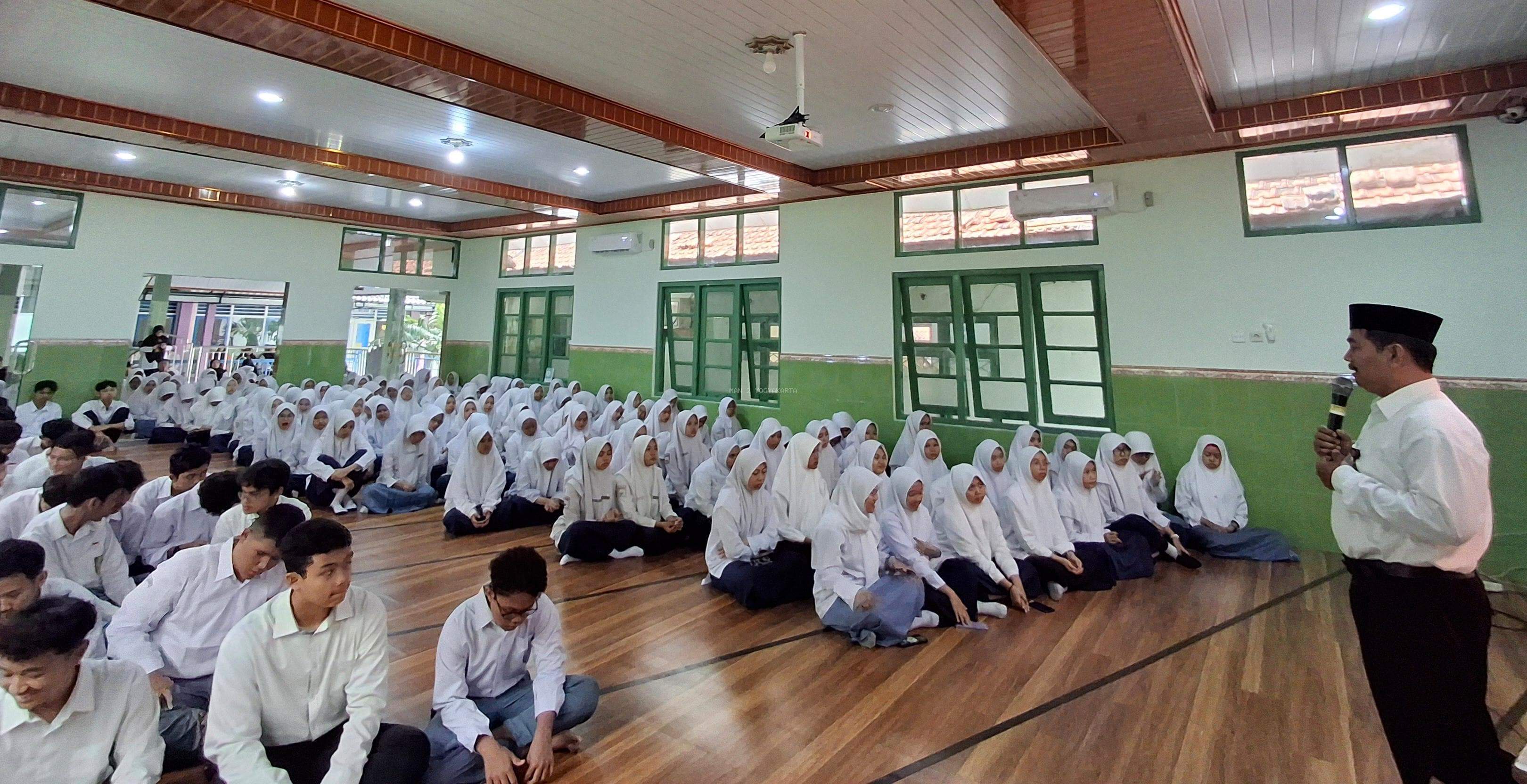 Persiapkan Generasi Emas, MAN 2 Yogyakarta Adakan Sosialisasi Program Penguatan Kompetensi Siswa Kelas X