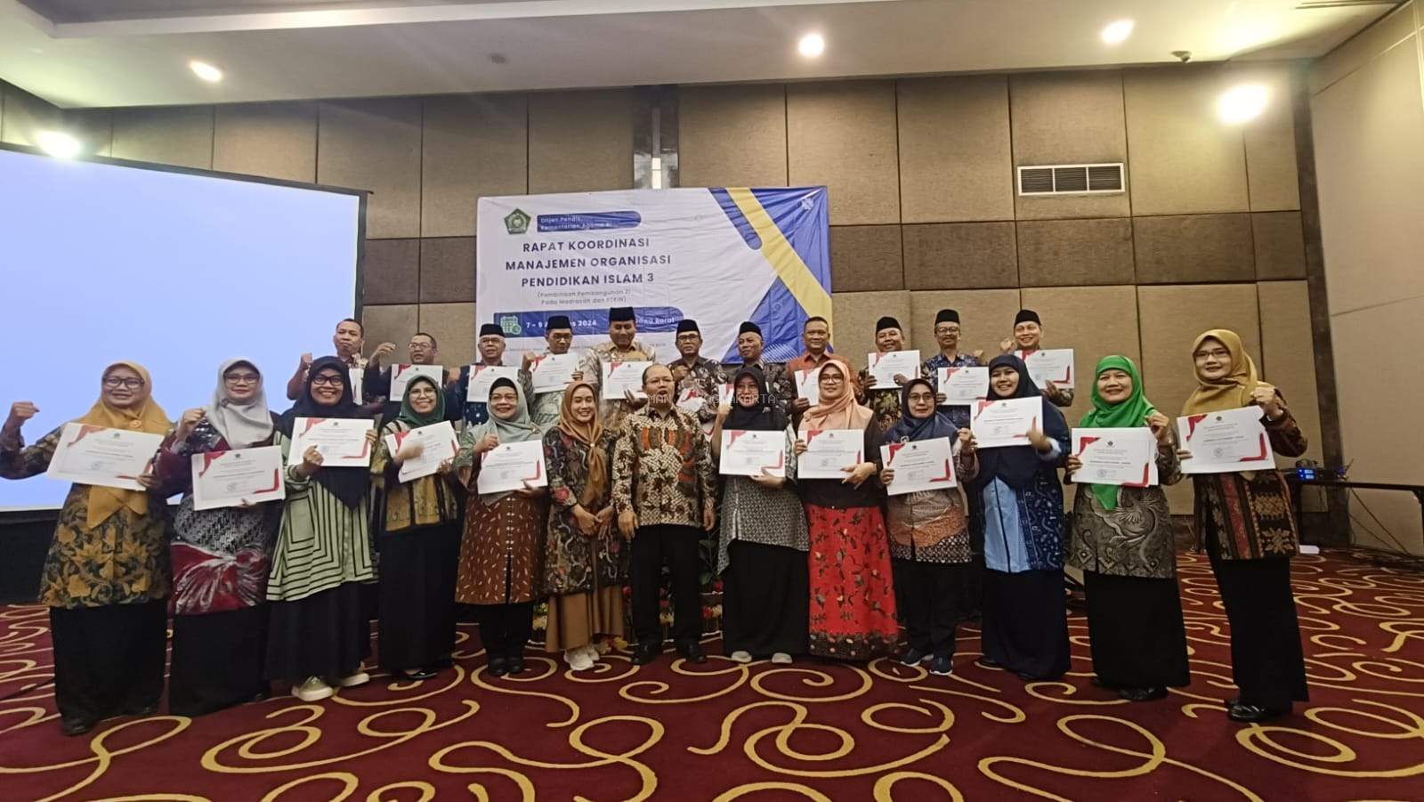 Prestasi Gemilang, MAN 2 Yogyakarta Panen Dua Penghargaan dalam Sehari