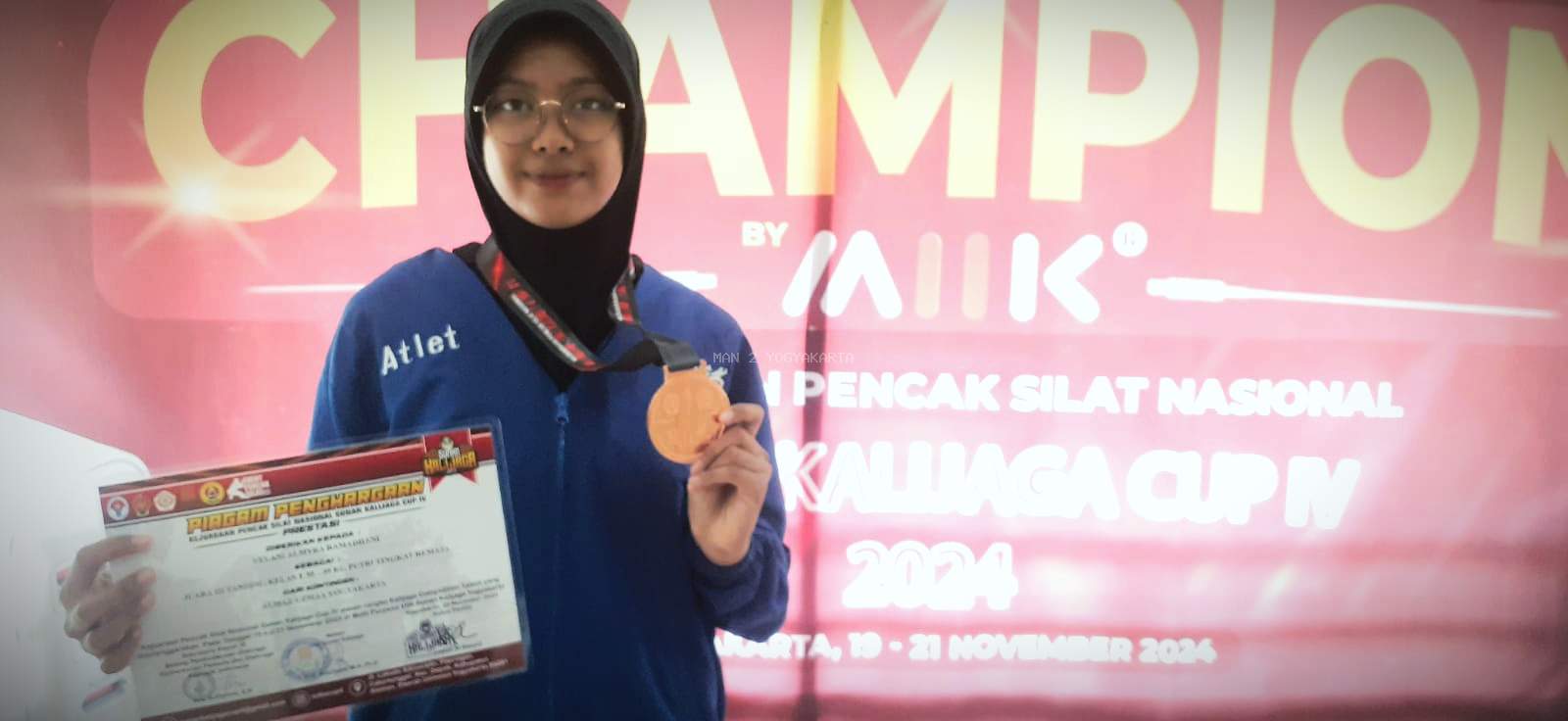 Pada Kejuaraan Pencak Silat Nasional Sunan Kalijaga Cup 2024, Velani Almira Ramadhani Siswa MAN 2 Yogyakarta Raih Medali Perunggu