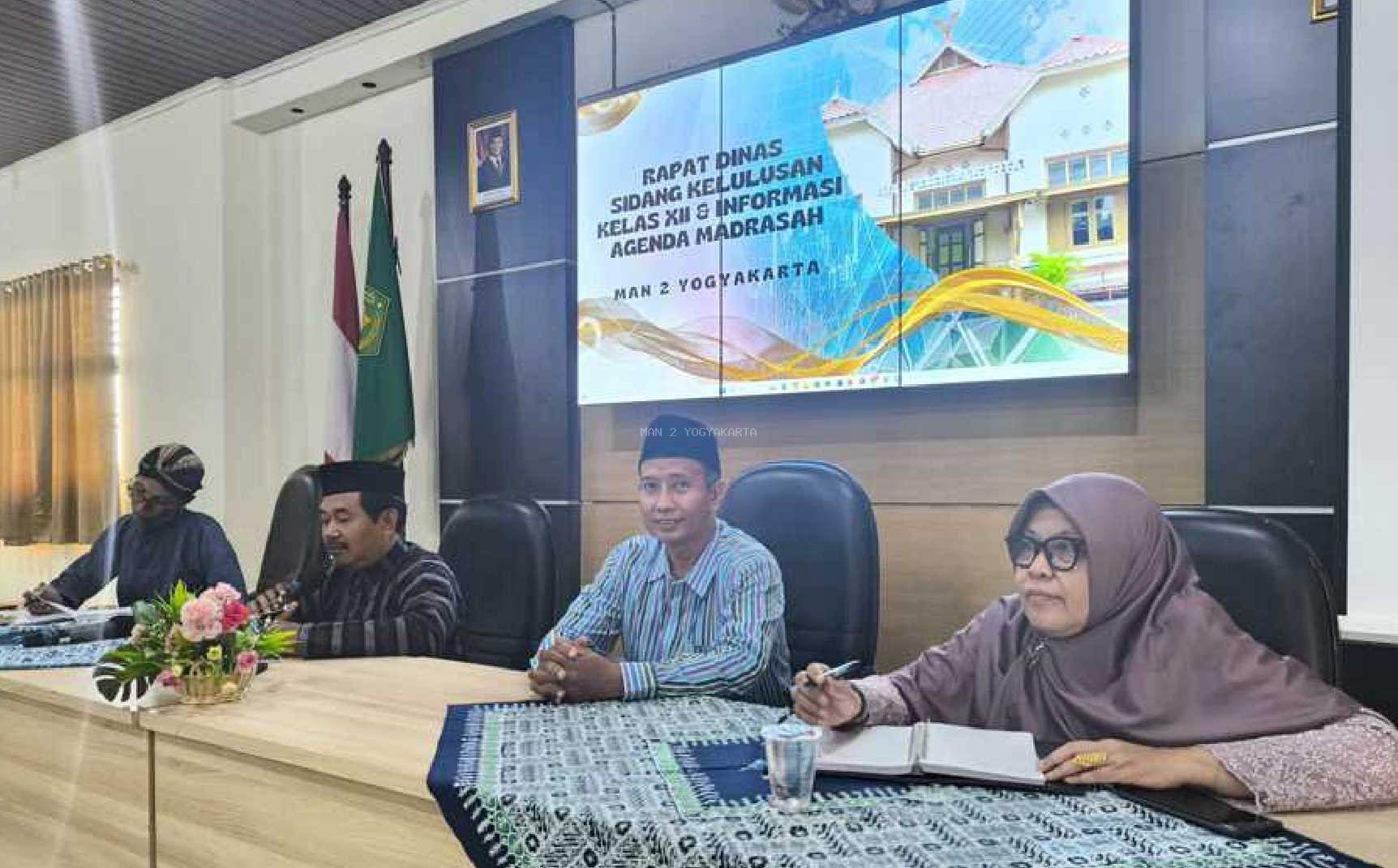 Pleno Bersinergi, MAN 2 Yogyakarta Gelar Sidang Kelulusan Kelas XII Tahun Pelajaran 2024/2025