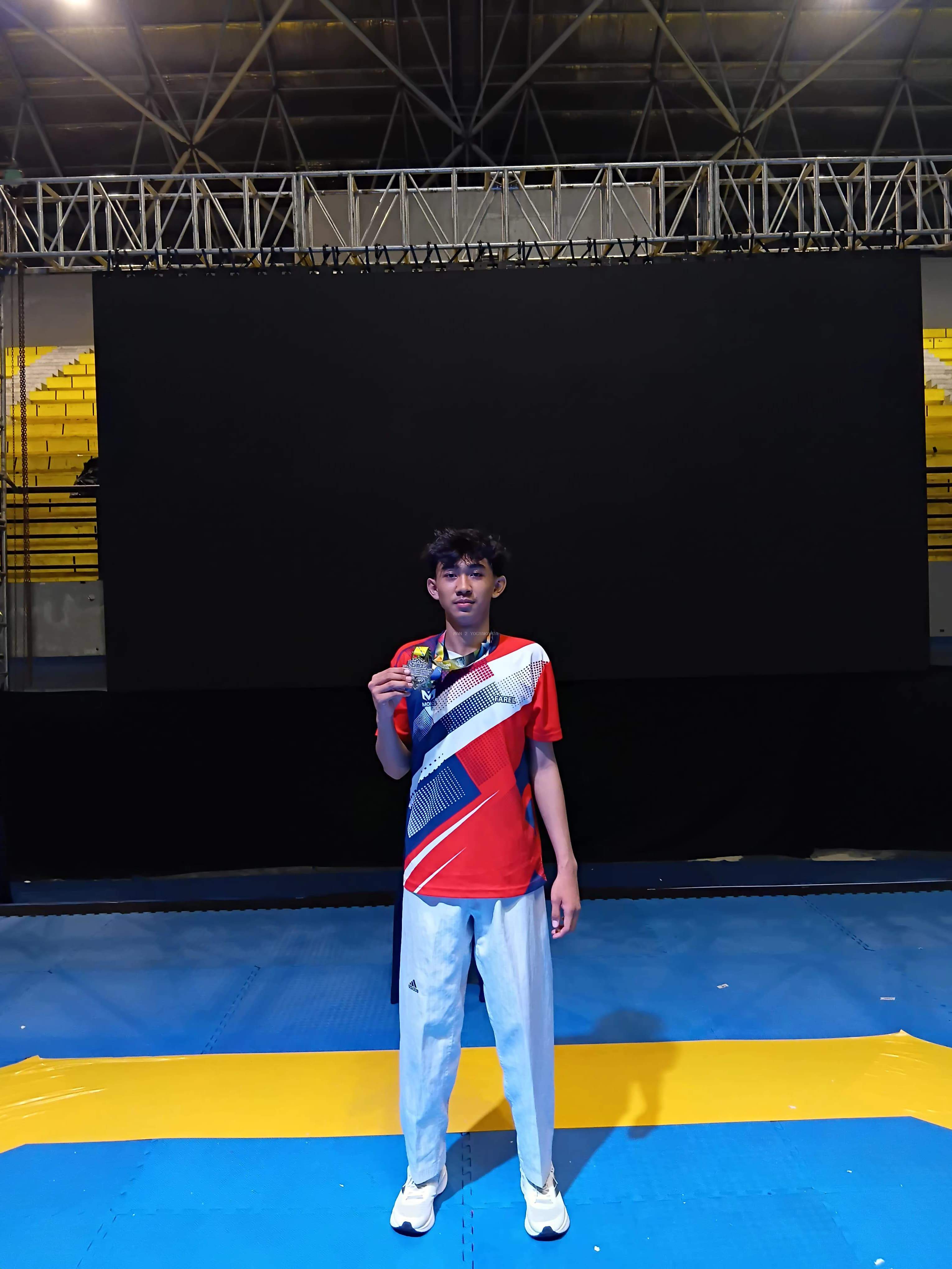Farell Fardoni Sumbang Medali Perak untuk MAN 2 Yogyakarta di Ajang Nasional Taekwondo