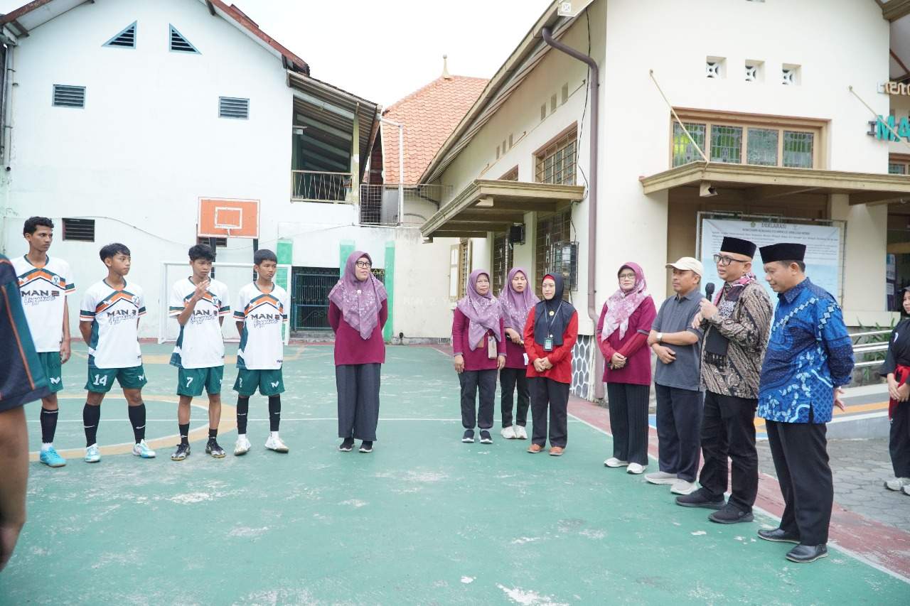 Melaju Nasional, Sekretaris Dirjen Pendis Kemenag RI Beri Doa Juara ke Tim Futsal MAN 2 Yogyakarta