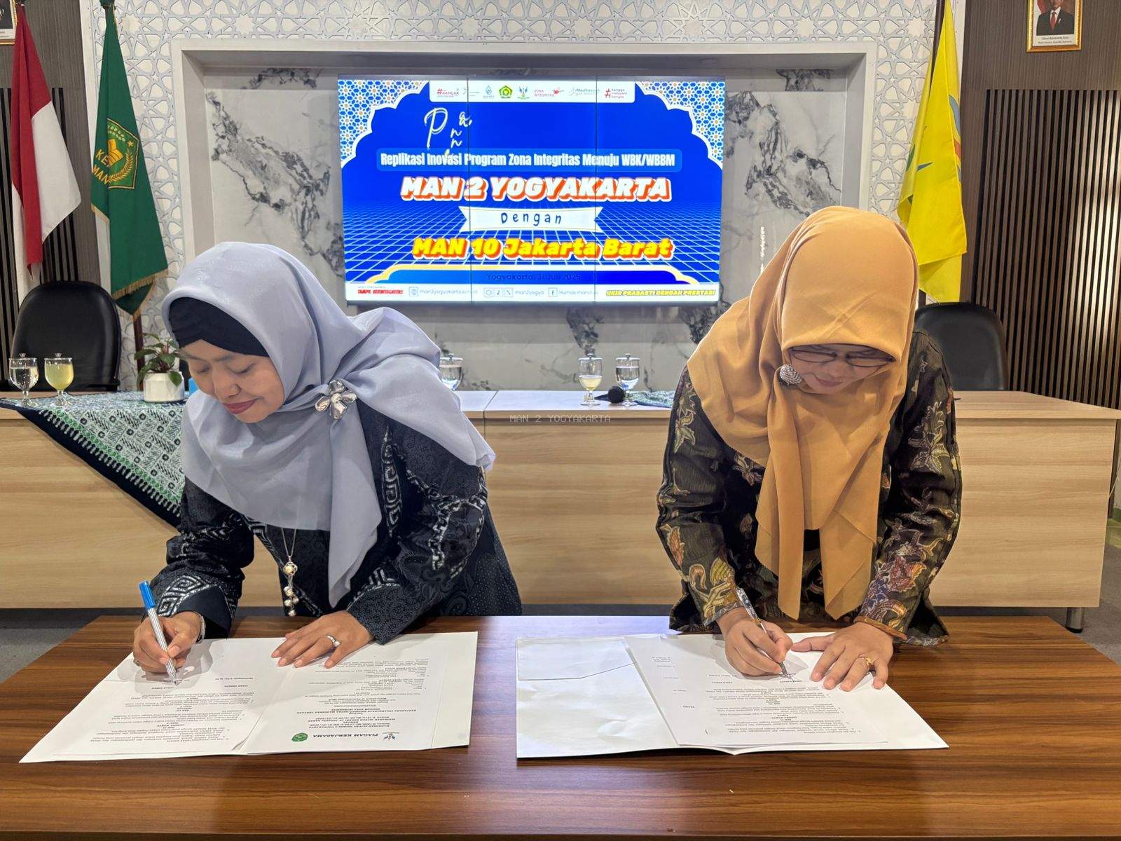 Bersama Wujudkan Madrasah Berintegritas, MAN 2 Yogyakarta Tanda Tangani  MoU SABDA dengan MAN 10 Jakarta Barat