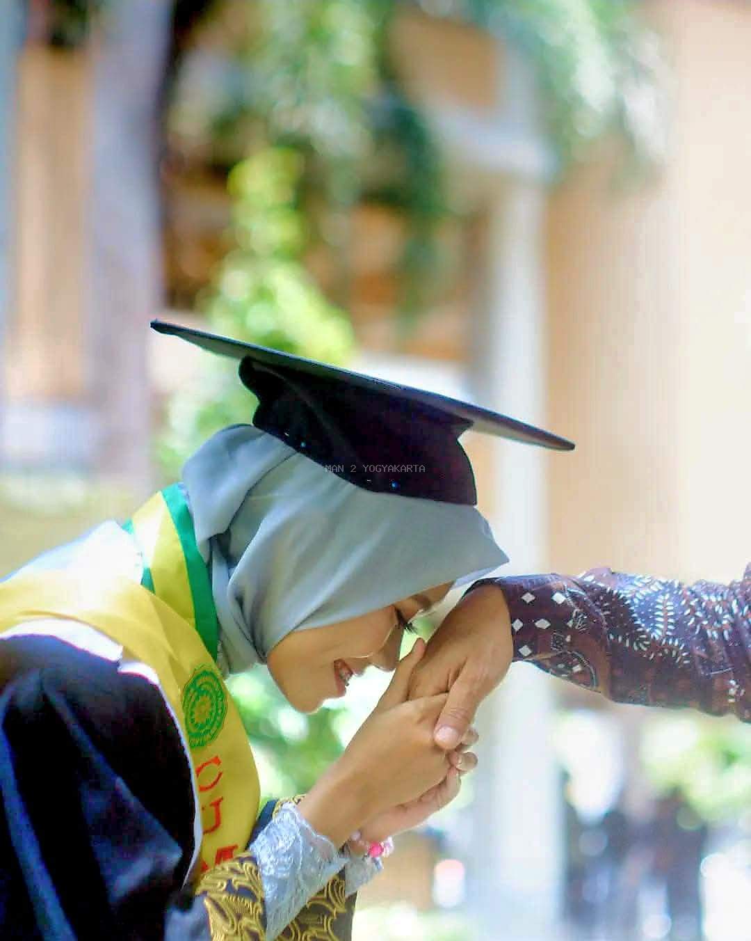 Sekali Tembak Tembus LPDP,  Audrey Vania Zachrani Kinasih, Alumni Kelas Bahasa MAN 2 Yogyakarta Taklukkan Dunia lewat Magister di University of Edinburgh, Skotlandia