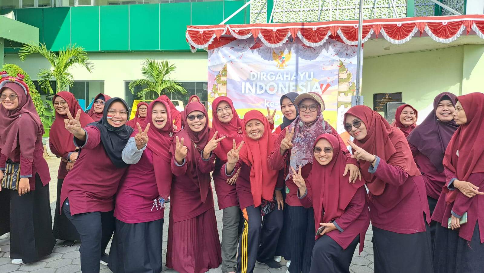 Ibu, Pelita Pertiwi: Mengisi Kemerdekaan dengan Tawa, Perjuangan, dan Cinta untuk Generasi Bangsa