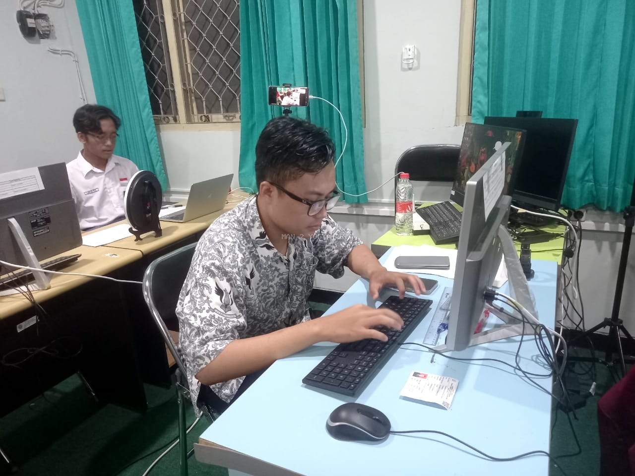 Dari Madrasah untuk Indonesia: Newton Alfa Nabil, Siswa MAN 2 Yogyakarta Lolos ke OSN Nasional 2025