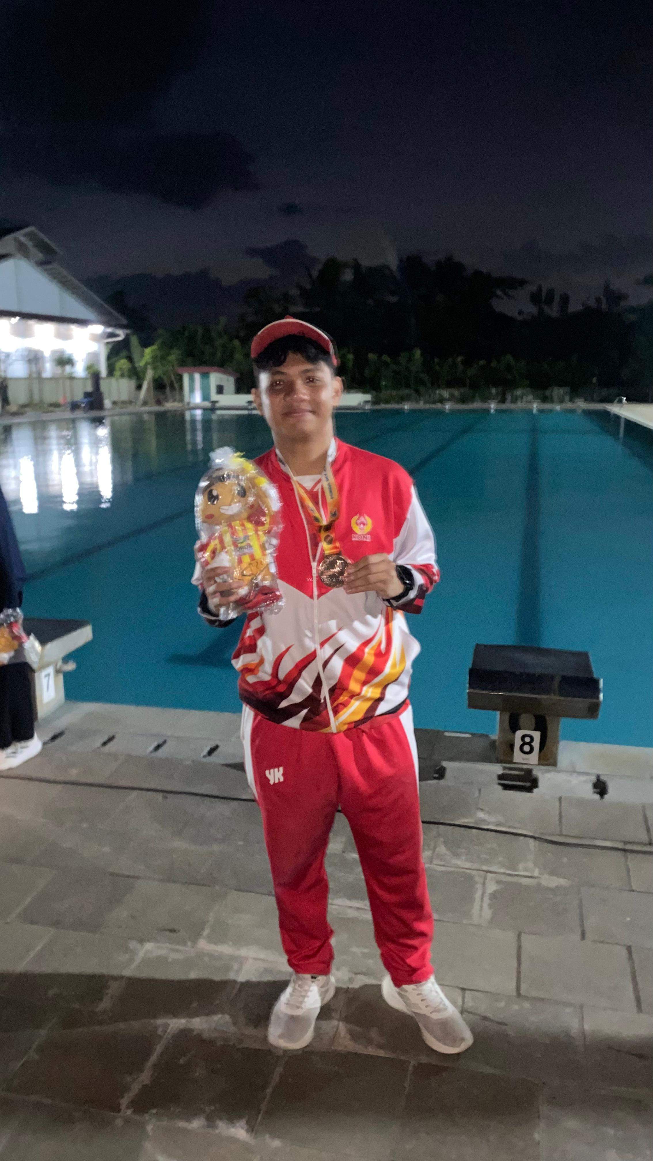 Satria Natang Haqq Bangun Raih Medali Perunggu Polo Air di PORDA XVII DIY 2025