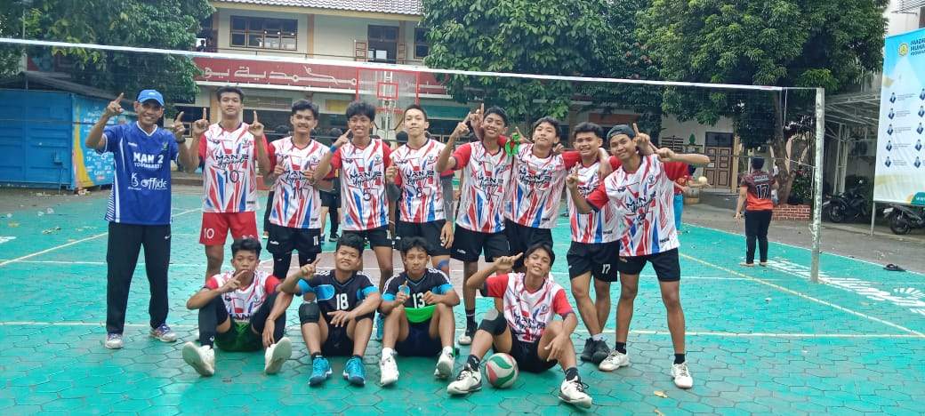 Tim Bola Voli Putra MAN 2 Yogyakarta Raih Juara 1 di Pekan Kompetisi Madrasah 2025