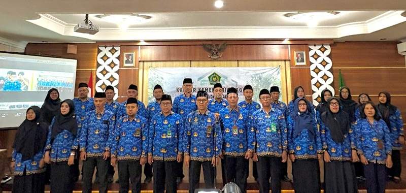 Kepala MAN 2 Yogyakarta Hartiningsih, S.Pd., M.Pd. Kukuhkan Semangat ASN Perempuan dalam Pengurus KORPRI Kemenag Kota Yogyakarta 2025–2027