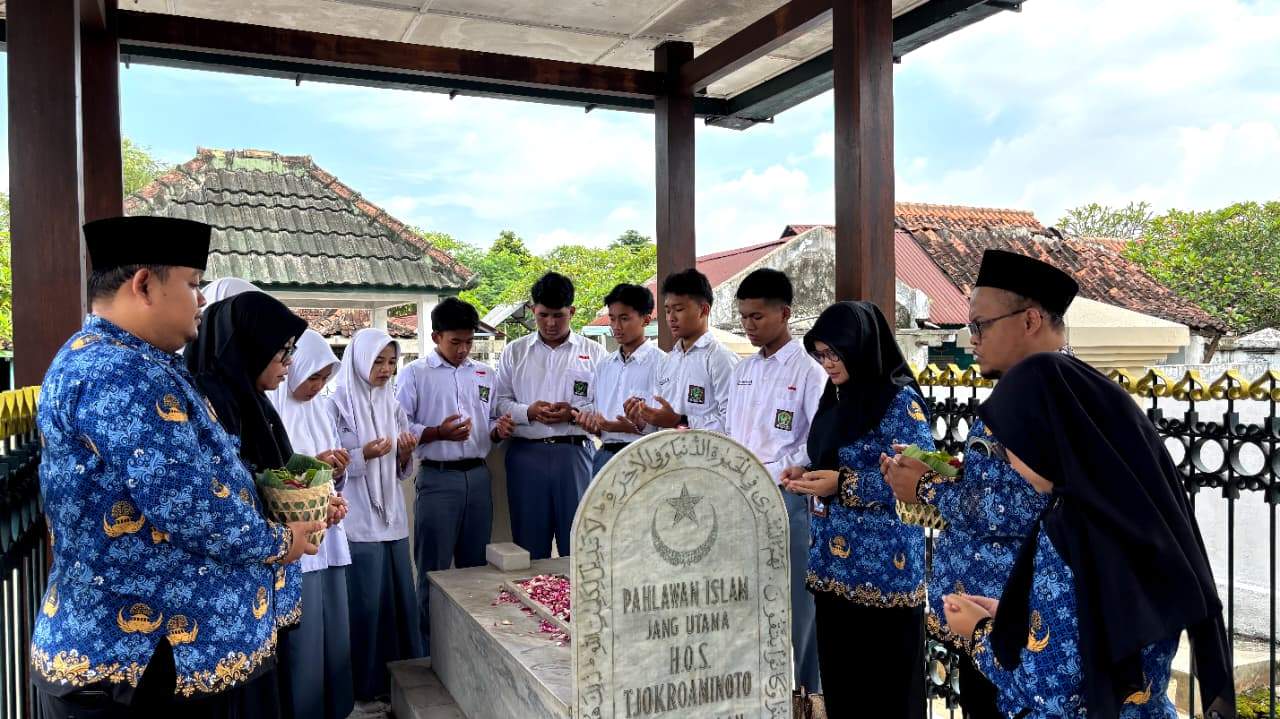 Meneladani Perjuangan, Murid MAN 2 Yogyakarta Belajar Nilai Kepahlawanan di Hari Pahlawan