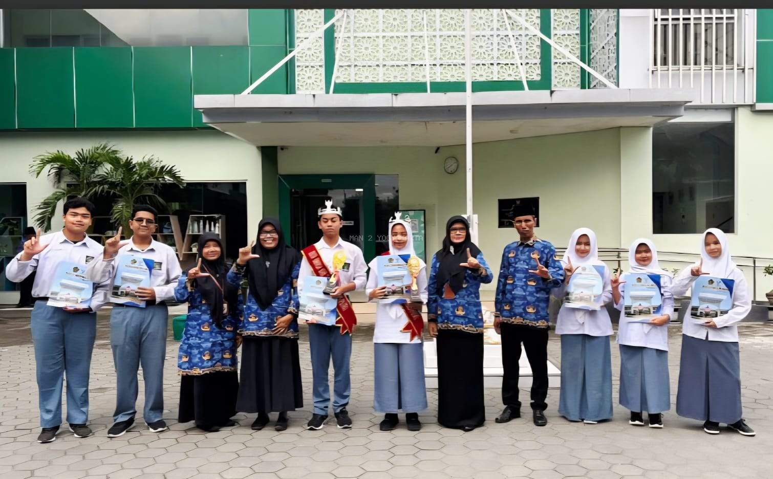 MAN 2 Yogyakarta Nobatkan Duta Bahasa 2025, “Bahasa Indonesia Berdaulat, Indonesia Maju”