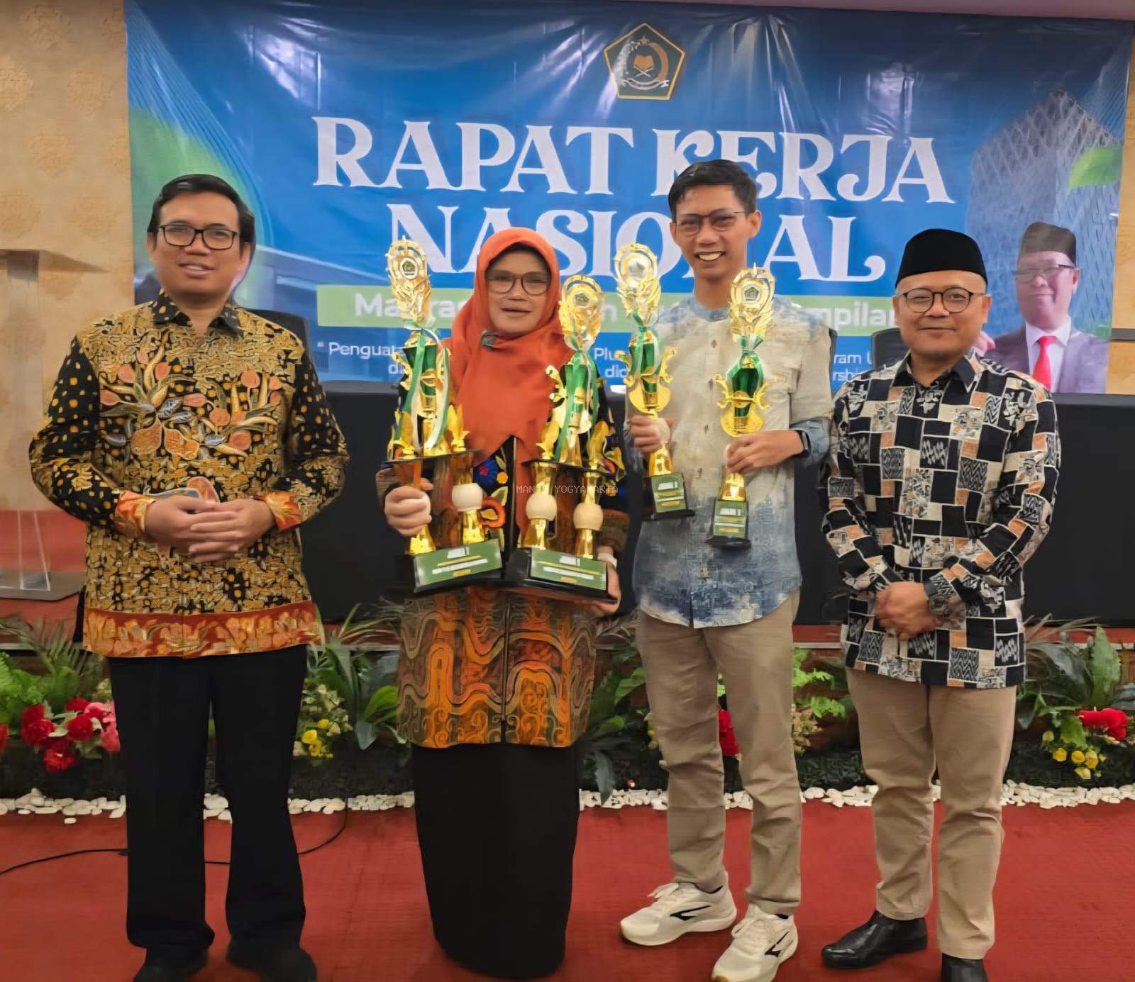 MAN 2 Yogyakarta Borong Empat Juara Nasional di Ajang Kemenag RI 2025 :  Mandaya Mantap di Puncak Prestasi Multimedia, Sinematografi, dan Inovasi Teknologi