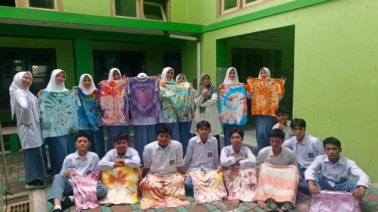 MAN 2 Yogyakarta Gelar Ujian Keterampilan Tie Dye, Tegaskan Tipologi Madrasah Berbasis Keterampilan
