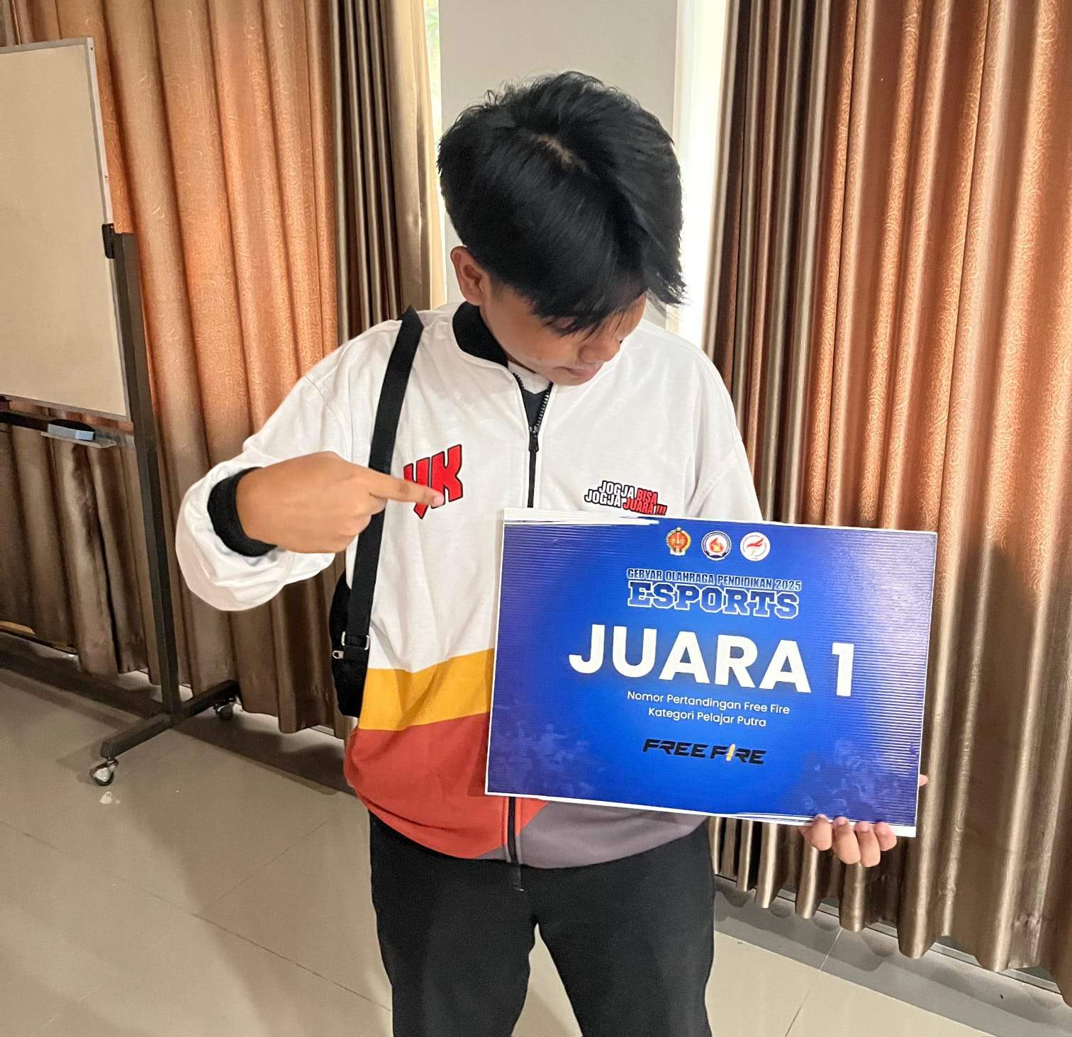 Achmad Arlis Kampiun Free Fire, MAN 2 Yogyakarta Tegaskan Kelahiran Atlet Digital Berkarakter