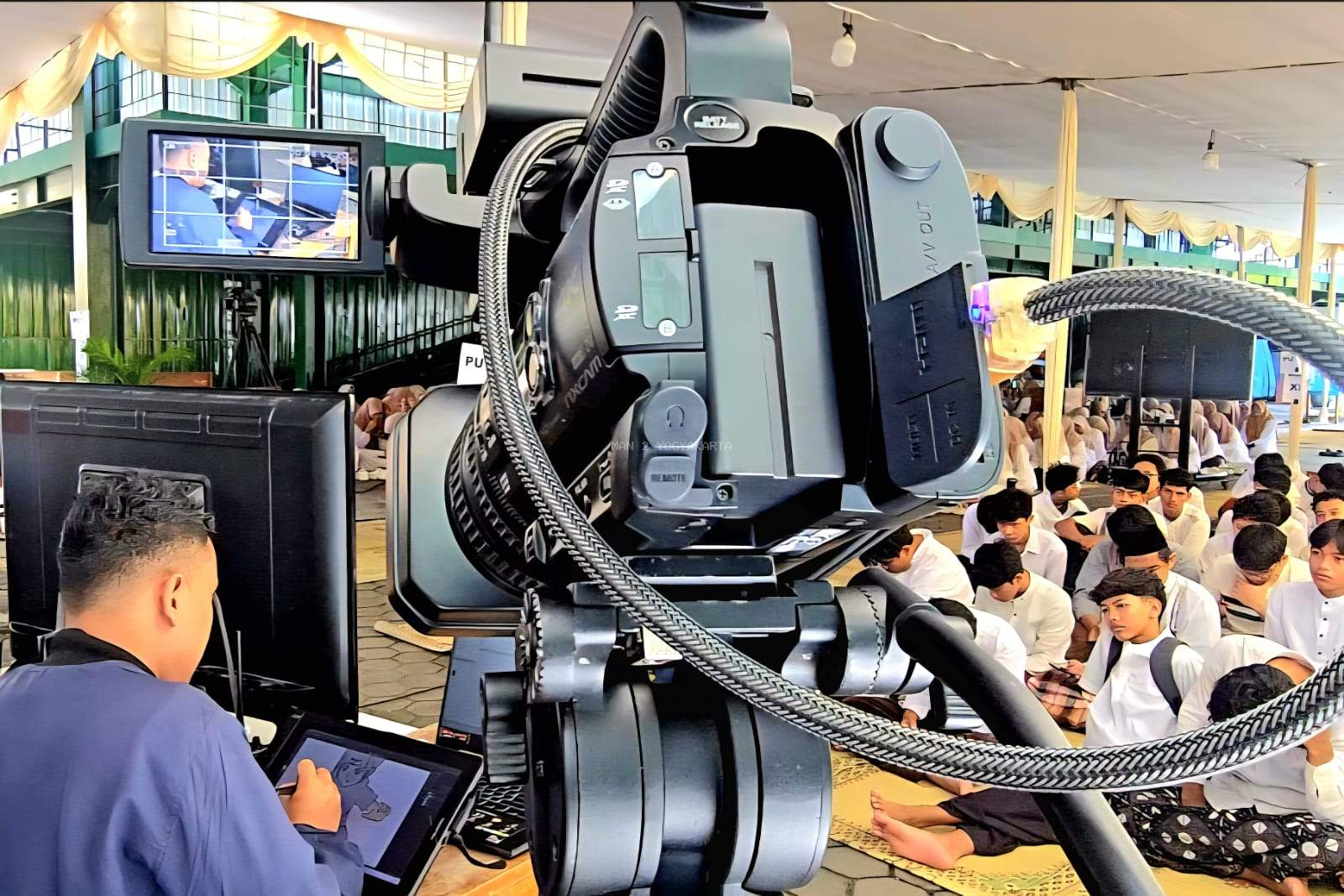 School Zone 2026: Digital Drawing Jadi Pembuka Kreatif Kolaborasi MAN 2 Yogyakarta dan Universitas Amikom