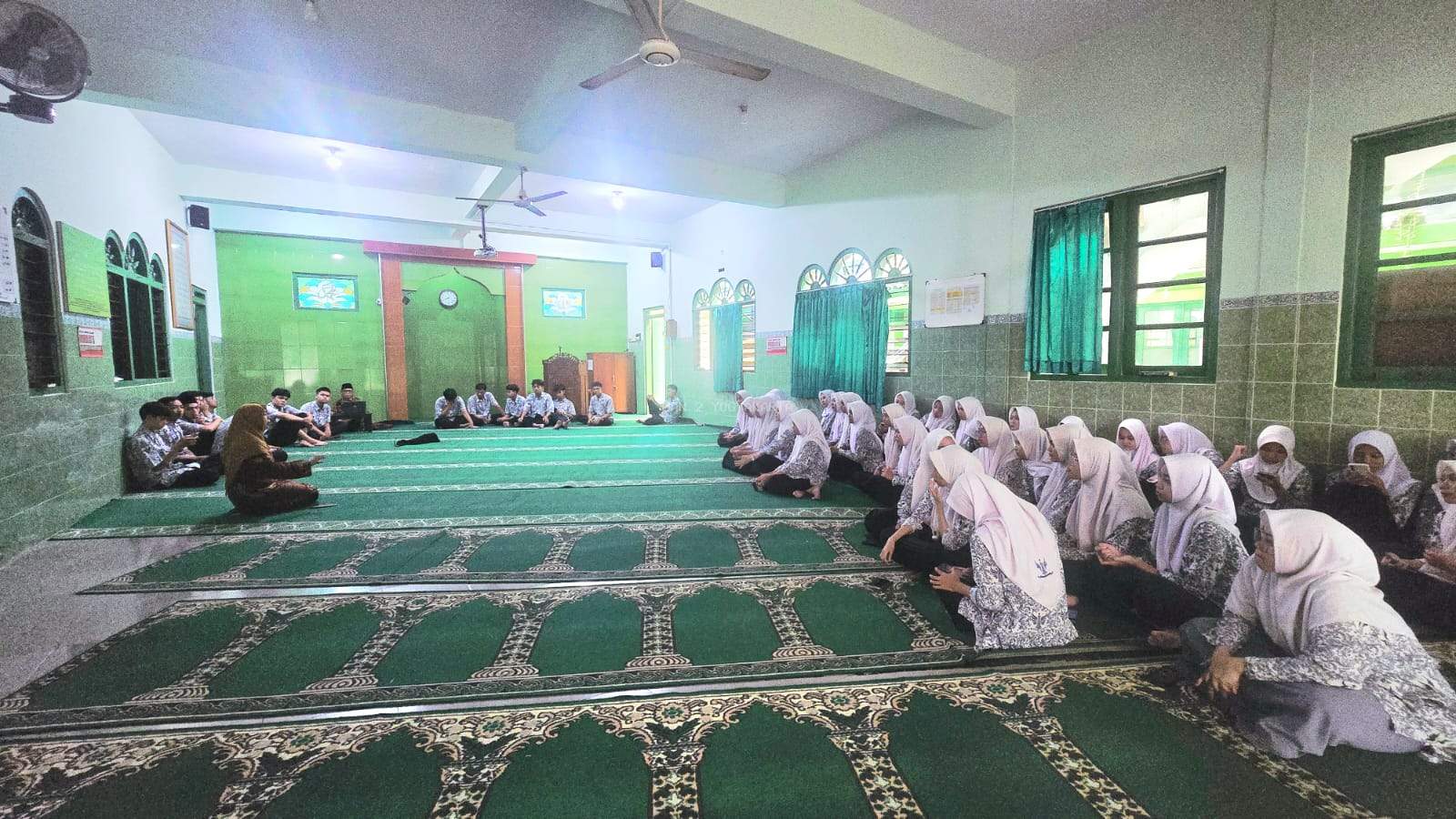 Bekali Lulusan dengan Adab dan Ilmu, MAN 2 Yogyakarta Gelar Ujian Praktik Ibadah bagi Kelas XII