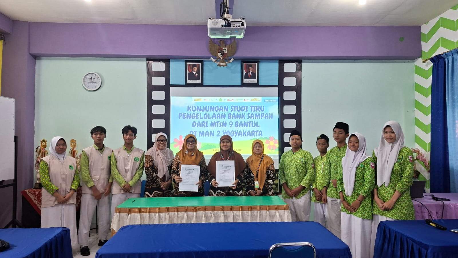 Hijaukan Madrasah! MTsN 9 Bantul Replikasi Bank Sampah Usai Kunjungan ke MAN 2 Yogyakarta