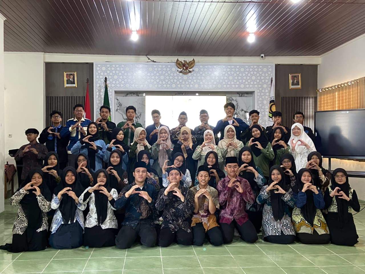 Murid MAN 2 Yogyakarta Harumkan Nama Madrasah dalam Pelantikan FAROHIS Kota Yogyakarta 2026–2027