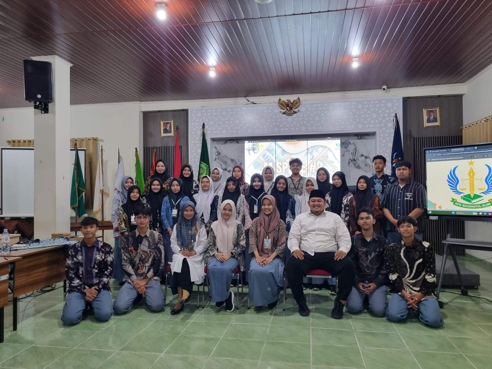 MPK MAN 2 Yogyakarta Gelar Sidang Pleno Penentuan Logo