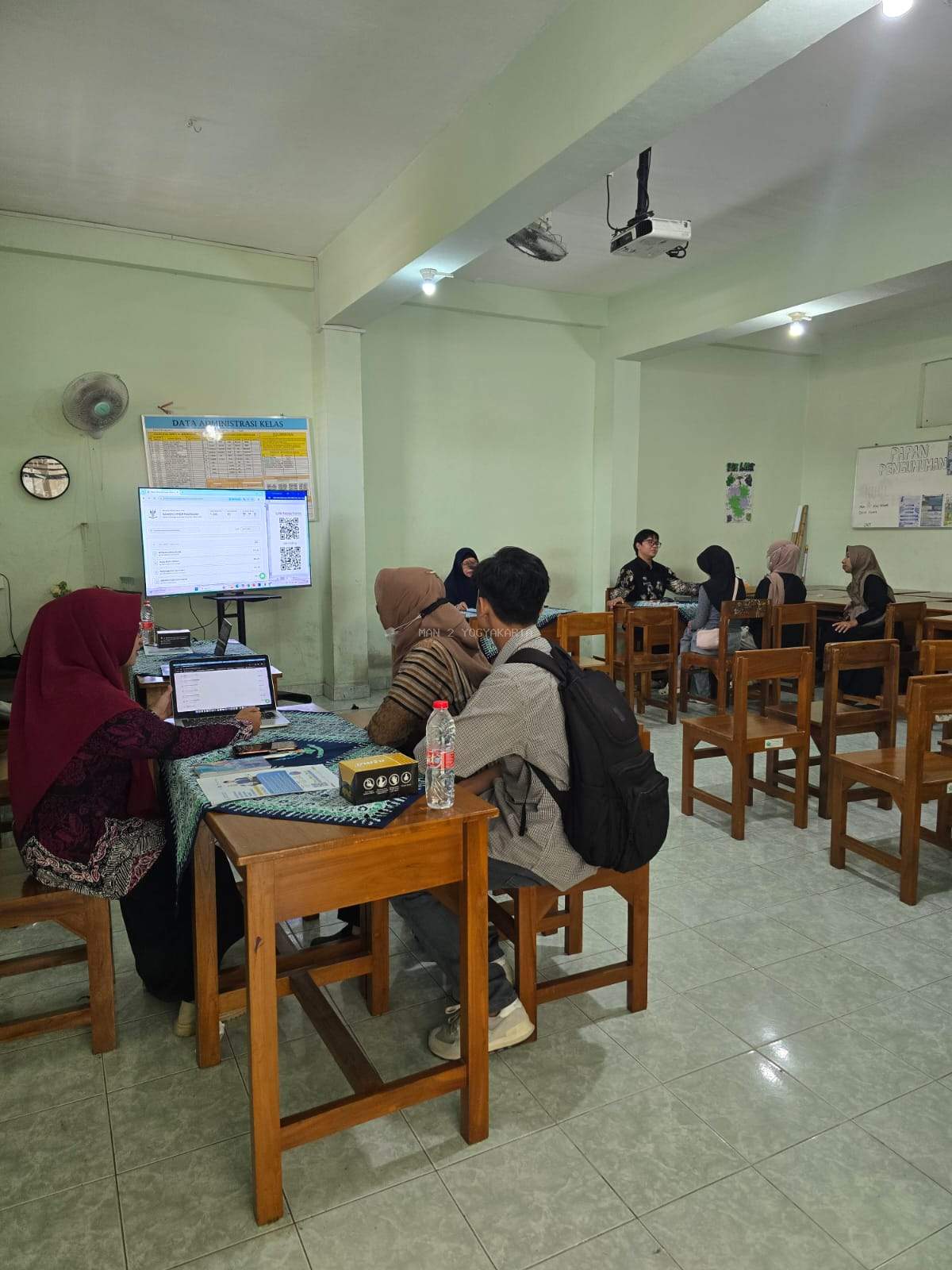 Berikan Pelayanan Prima:  Panitia Penerimaan Murid Baru MAN 2 Yogyakarta, Buka Posko Layanan Kendala Teknis