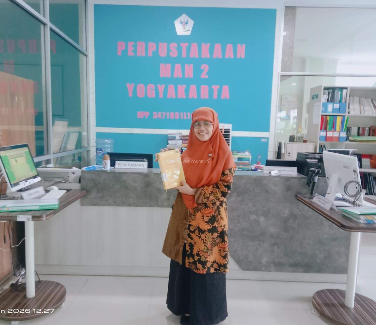 Alfi Rahmi S.Pd Guru Matematika MAN 2 Yogyakarta Menjadi Guru Aktif Literasi