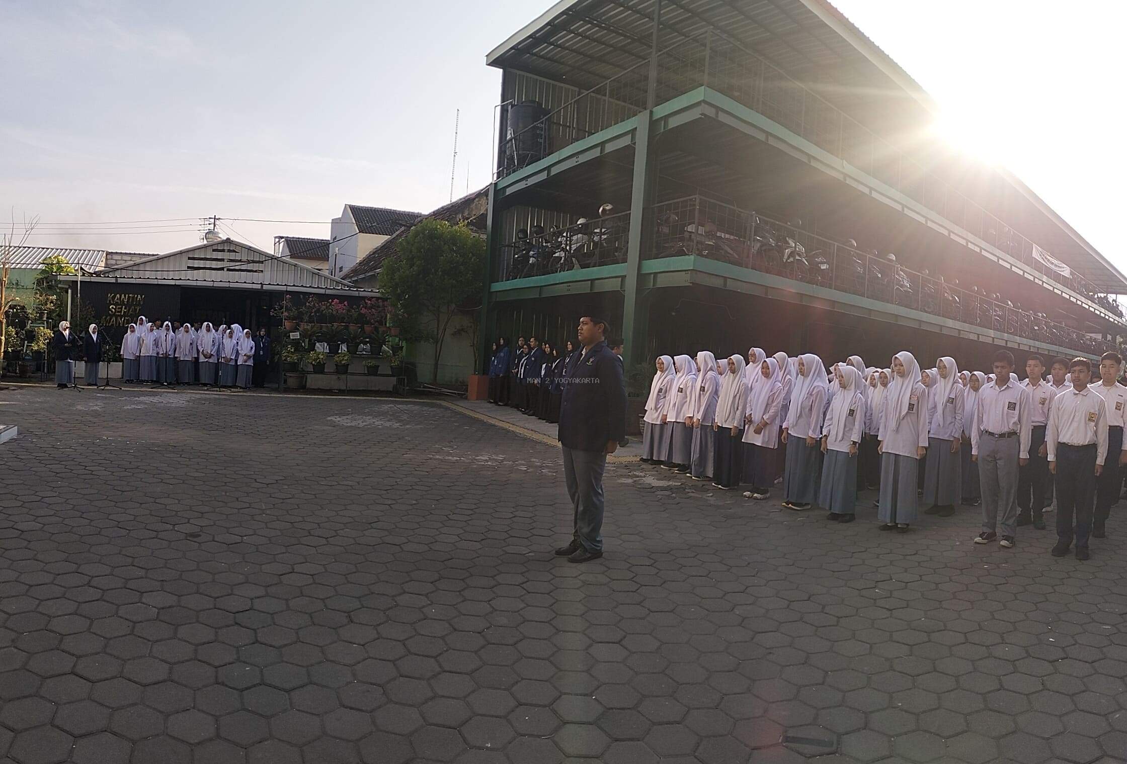 Apel Pagi MAN 2 Yogyakarta Tekankan Makna Kesuksesan yang Berlandaskan Akhlak Mulia