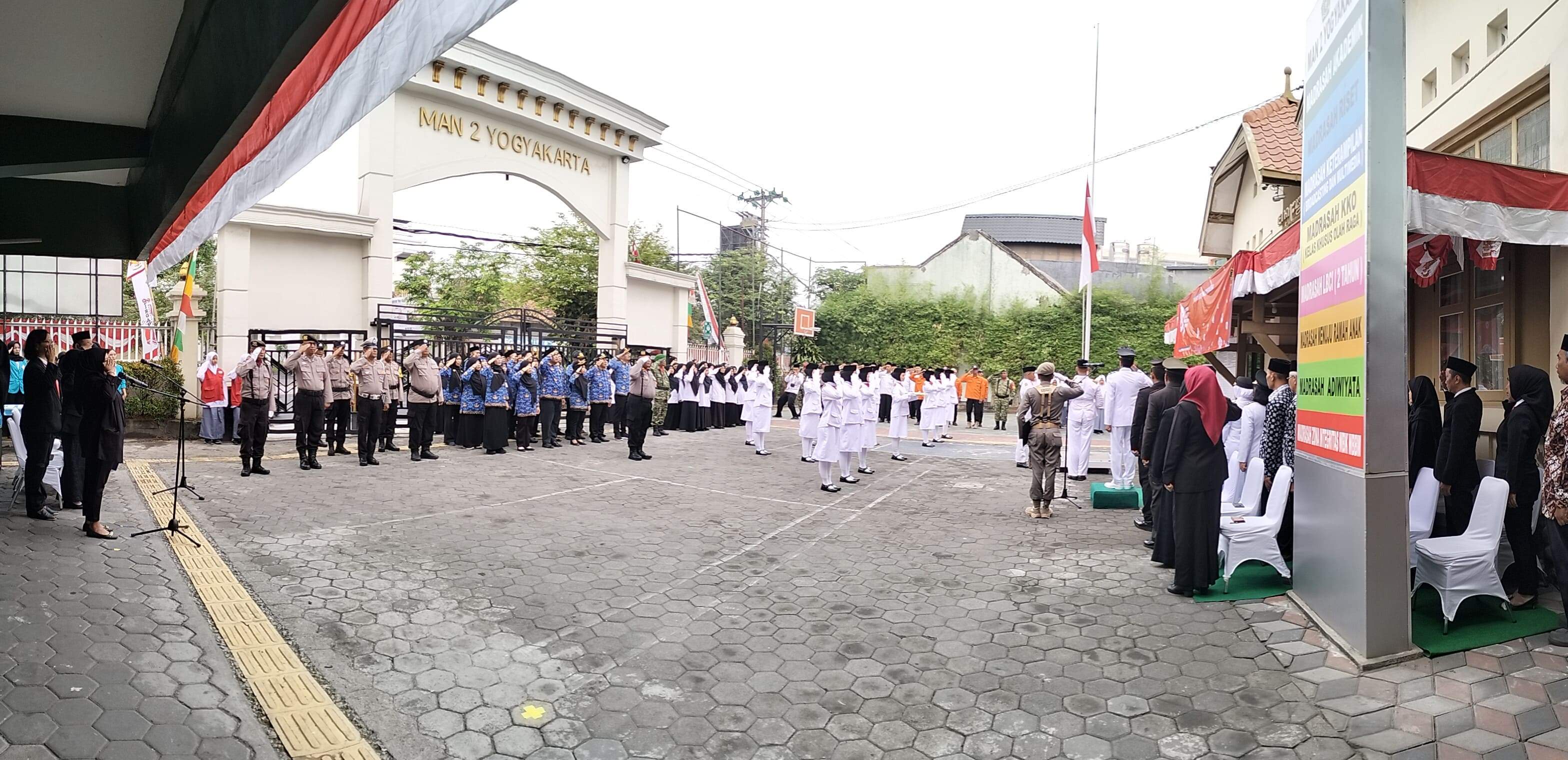 Semarak HUT ke-81 Kemerdekaan RI, MAN 2 Yogyakarta Gelar Upacara Bersama Lintas Instansi