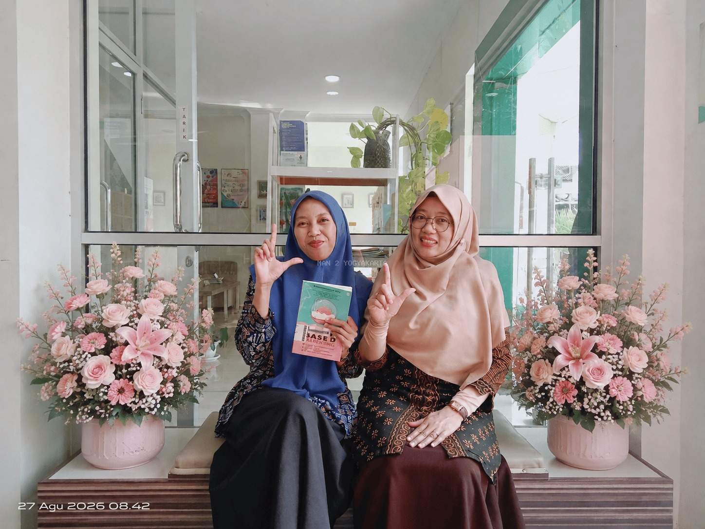 Saat Guru Biologi Bicara tentang Parenting: Desi Andy Hapsari S.Pd., M.Pd Mengulas “Brain Based Parenting” di Perpustakaan MAN 2 yogyakarta