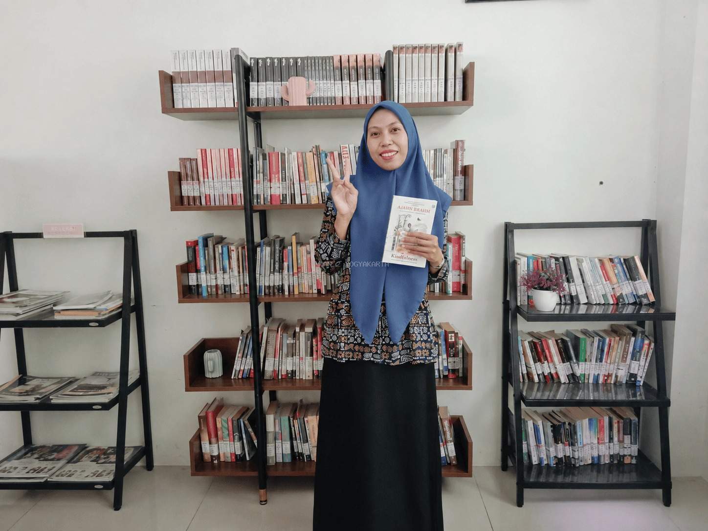 Desi Andy Hapsari, S.Pd., M.Pd Komitmen Mendukung Literasi di MAN 2 Yogyakarta
