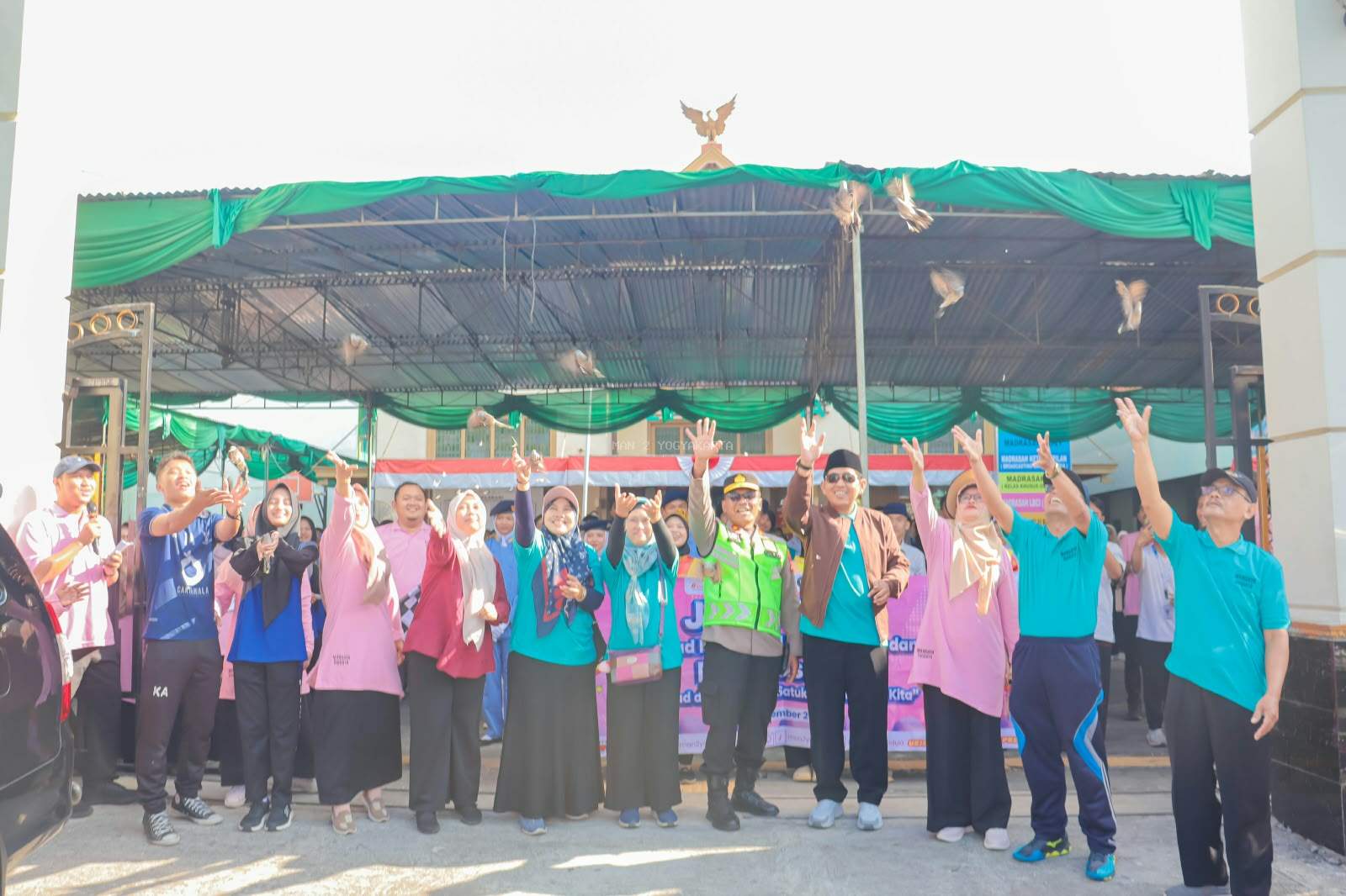 Kepak Perkutut Warnai Milad ke-76 MAN 2 Yogyakarta, Ekoteologi Dihidupkan dari Halaman Madrasah