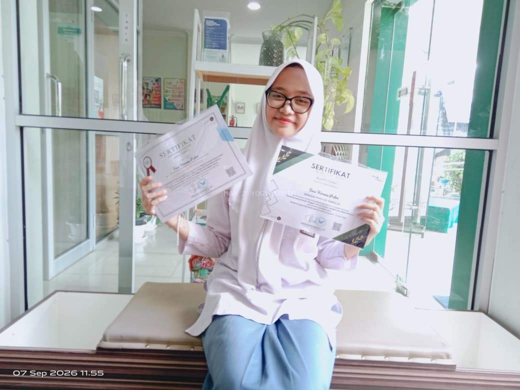 Sasi Kirana Putri Torehkan Dua Prestasi Literasi di Ajang Nasional