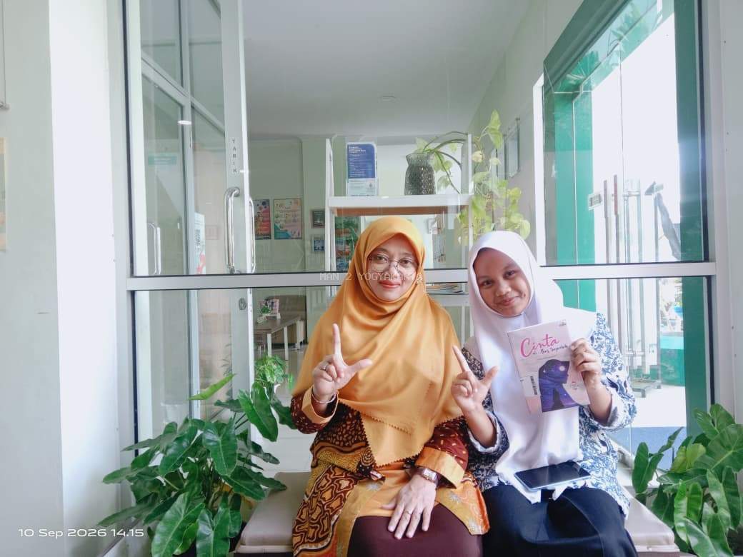Nursaylir Rohmah Menemukan Makna Kesabaran dalam “Cinta di Atas Sajadah” Dalam Baca Balik Cerita Di Perpustakaan MAN 2 Yogyakarta