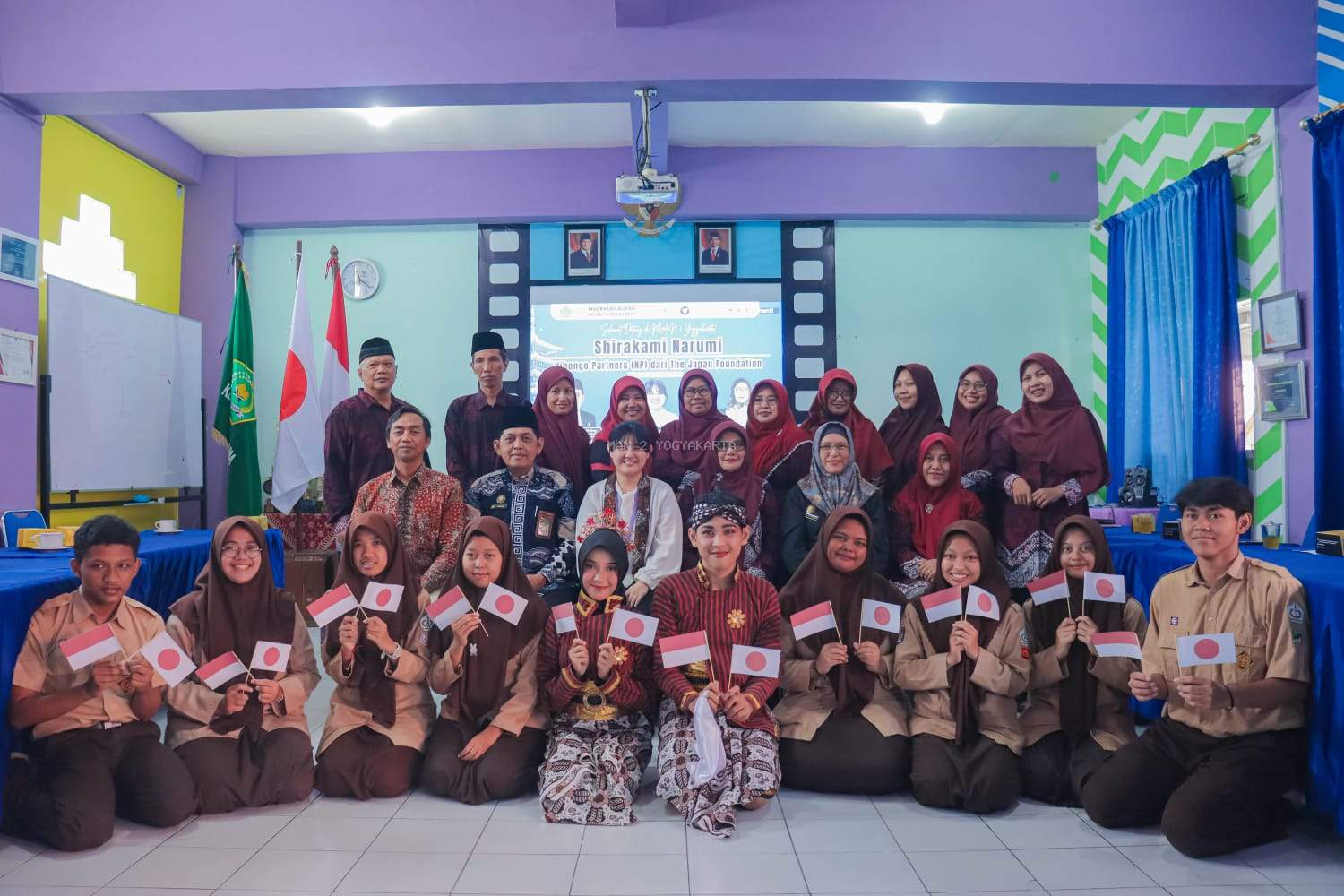 Kehadiran Nihongo Partners Ms. Shirakami Narumi di MAN 2 Yogyakarta